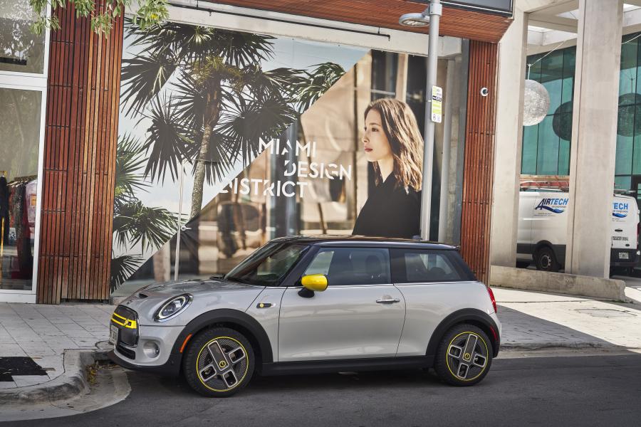  Mini Cooper SE (F56) 2020 года  (NA) (фото 207 из 342)